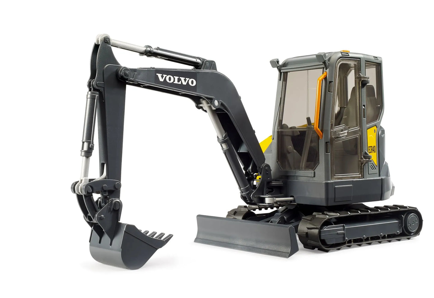 Bruder Volvo Excavator ECR40 1:16 Scale