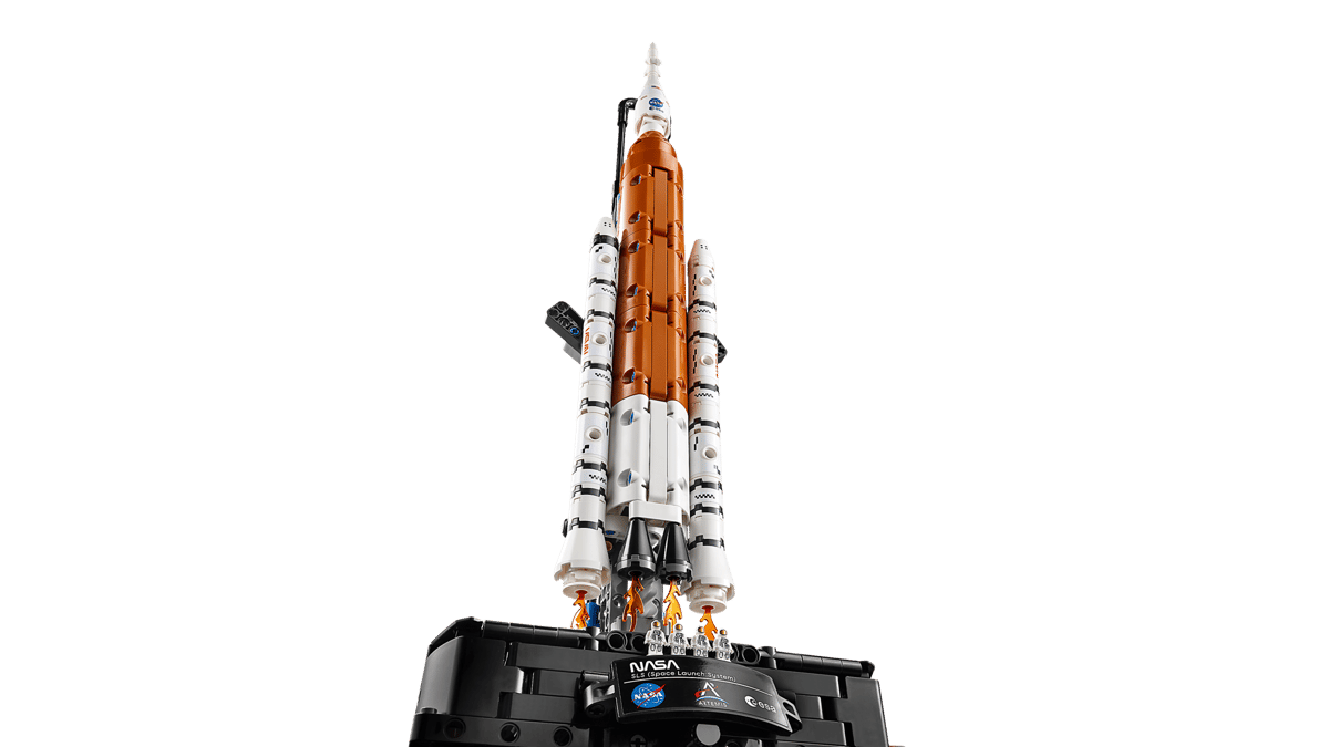 LEGO TECHNIC - NASA Artemis Space Launcher 42221