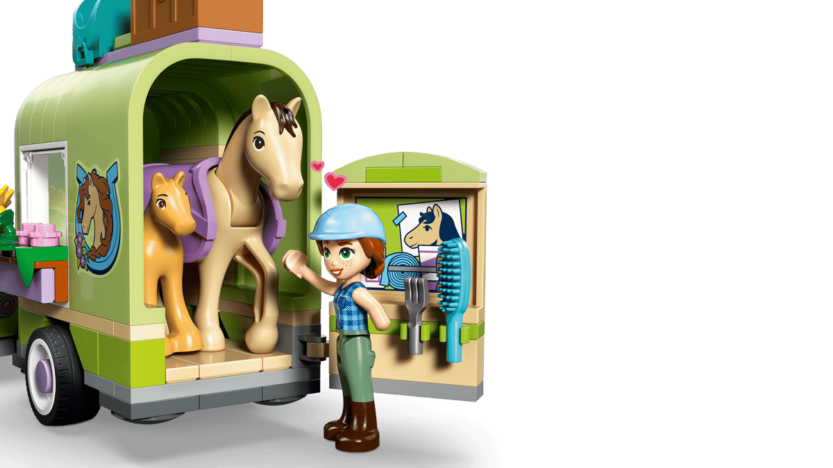 LEGO Friends - Horse & Baby Foal Trailer 42695