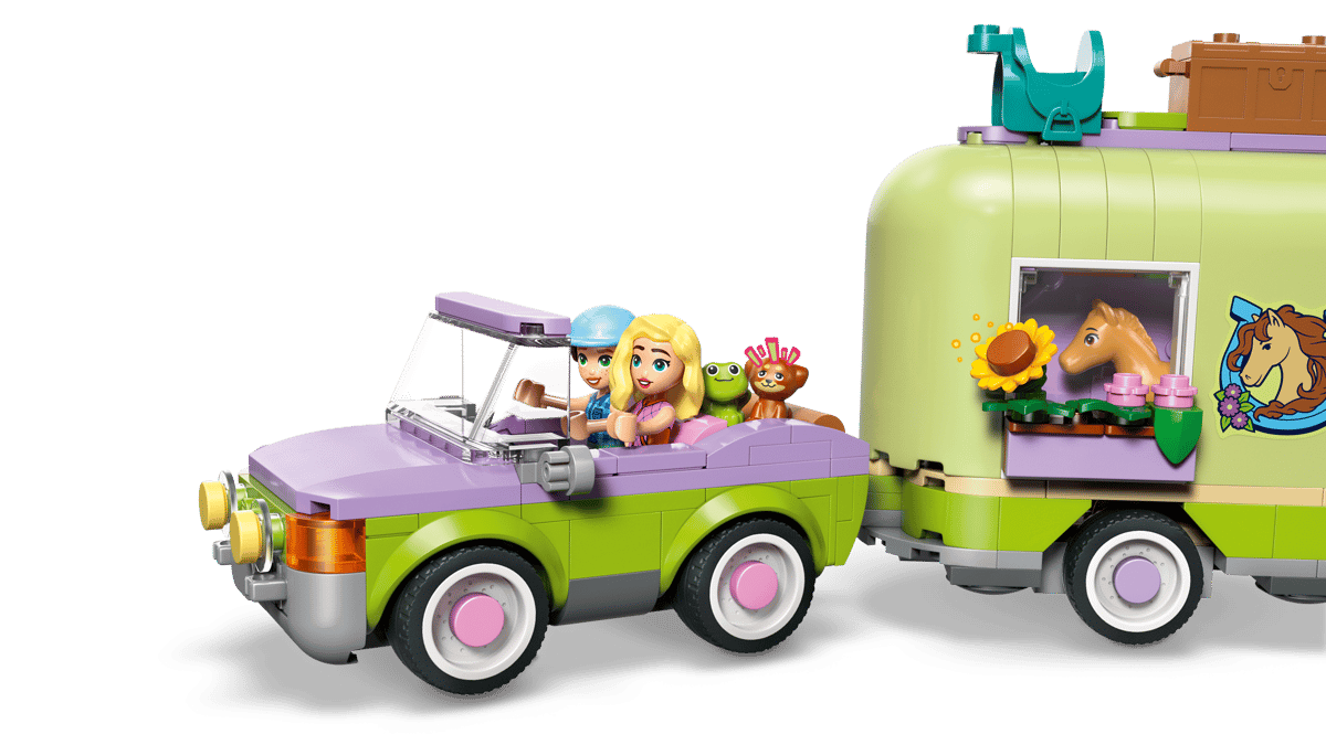 LEGO Friends - Horse & Baby Foal Trailer 42695