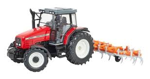 Britains Massey Ferguson Heritage Tractor 6920 with Cultivator Accessory 1:32 Scale